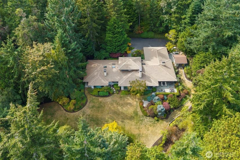 Property photo for 11044 Ne Boulder Place, Bainbridge Island photo 3