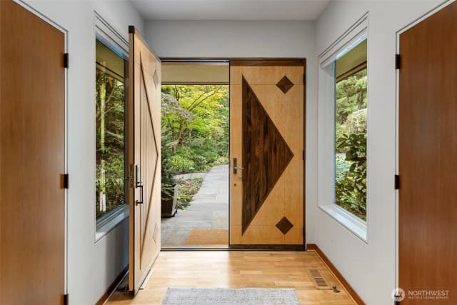 Property photo for 11044 Ne Boulder Place, Bainbridge Island photo 5