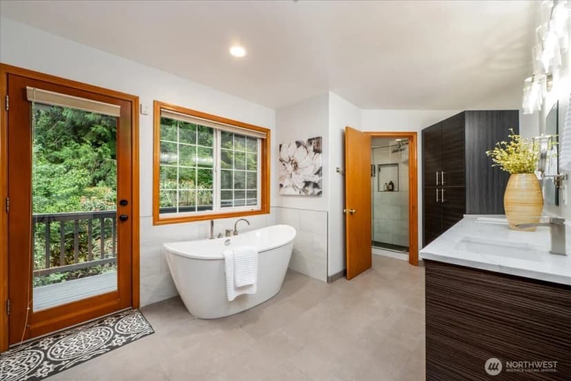 Property photo for 4901 Fowler Avenue, Everett photo 16