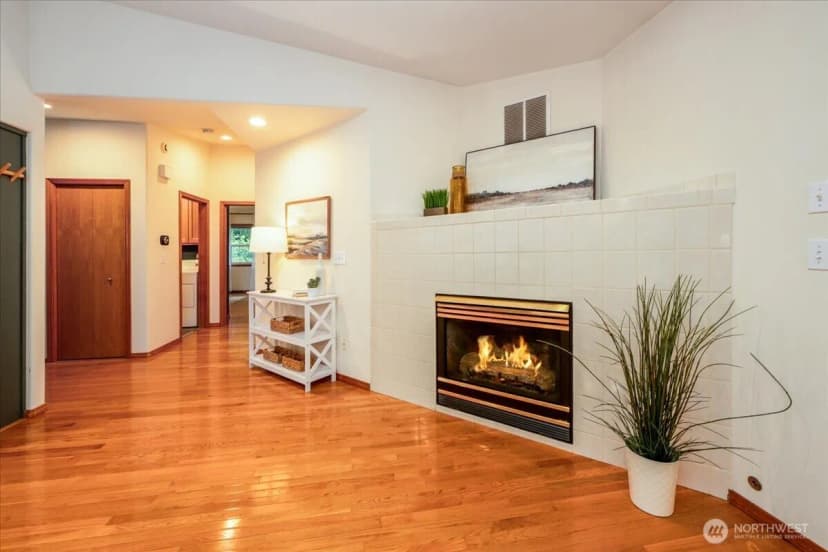 Property photo for 4901 Fowler Avenue, Everett photo 11