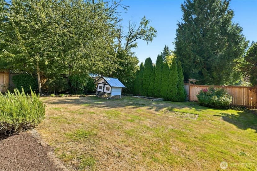 Property photo for 13109 Ne 137th Place, Kirkland photo 24