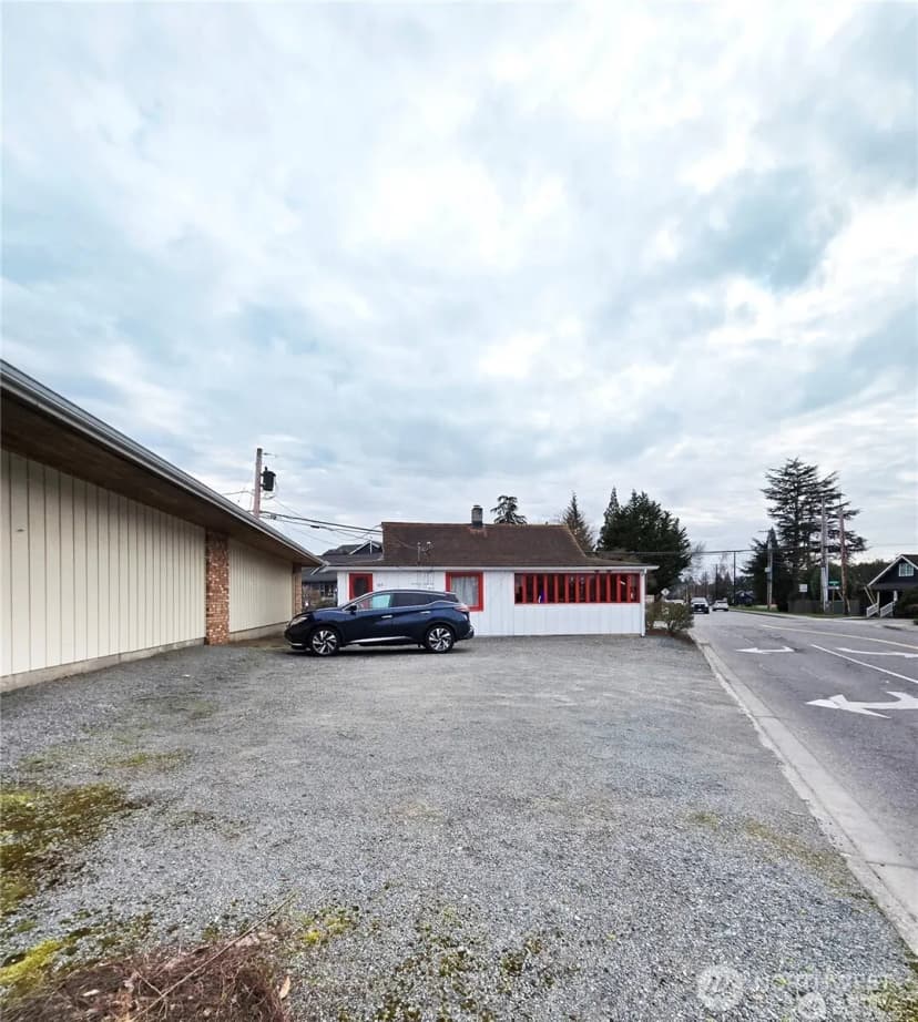 Property photo for 105 Maple Avenue, La Conner photo 13