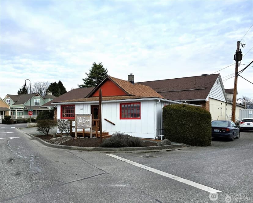 Property photo for 105 Maple Avenue, La Conner photo 14