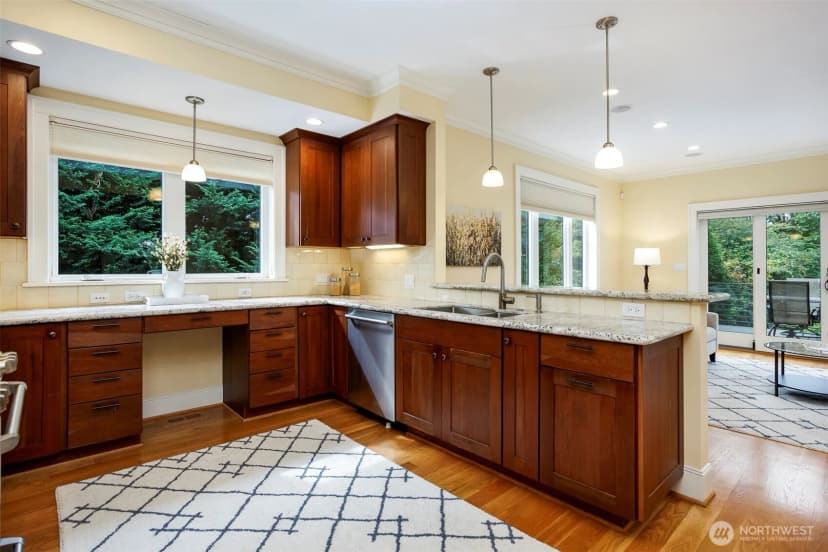 Property photo for 11715 4th Avenue Nw, Seattle photo 11