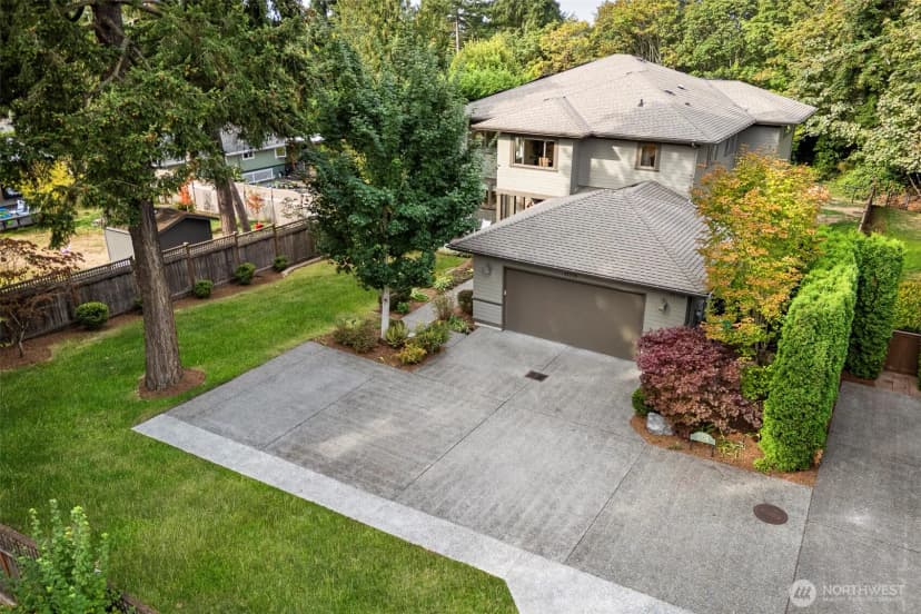 Property photo for 11715 4th Avenue Nw, Seattle photo 37