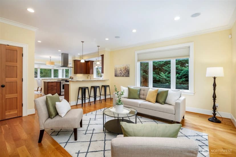 Property photo for 11715 4th Avenue Nw, Seattle photo 10