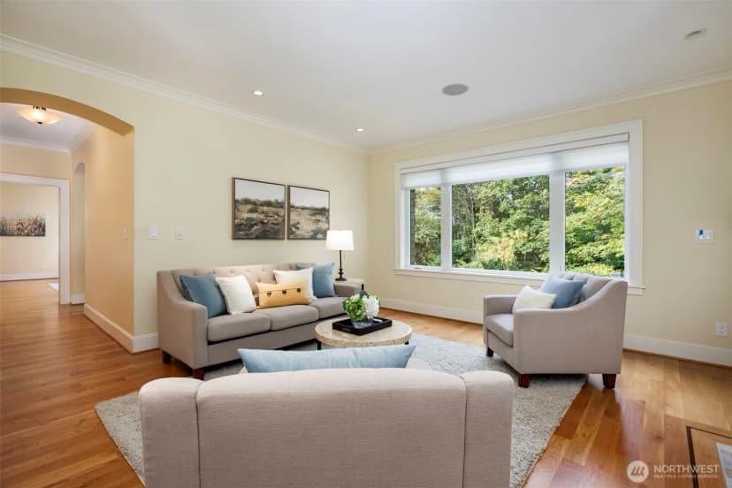 Property photo for 11715 4th Avenue Nw, Seattle photo 5