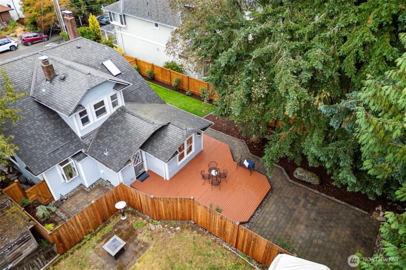 Property photo for 1011 Ne 103rd Street, Seattle photo 35