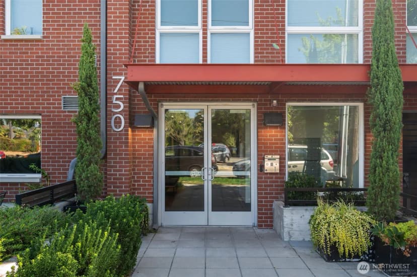 Property photo for 750 11th Avenue E #103, Seattle photo 22