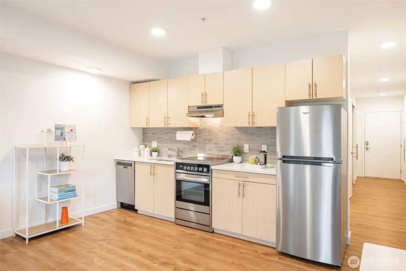 Property photo for 750 11th Avenue E #103, Seattle photo 6