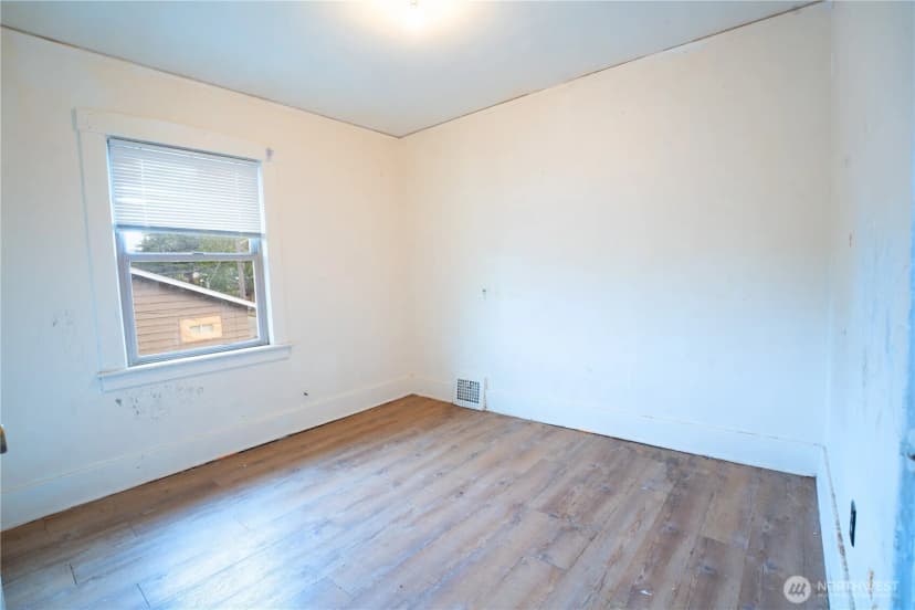 Property photo for 4210 S Holly Street, Seattle photo 15