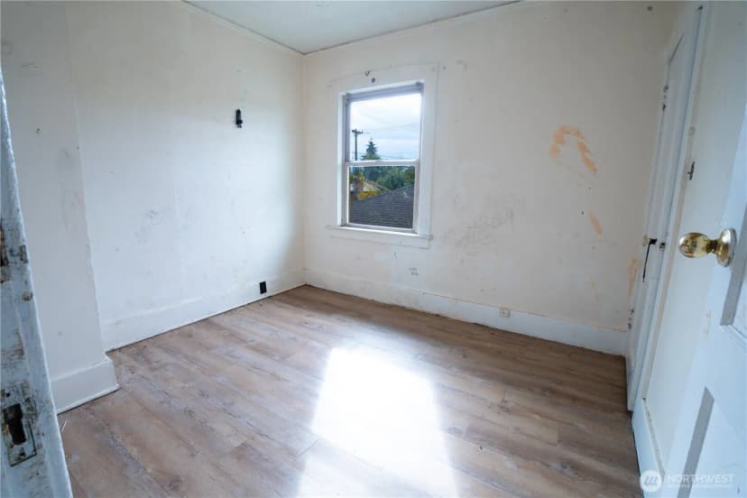 Property photo for 4210 S Holly Street, Seattle photo 10