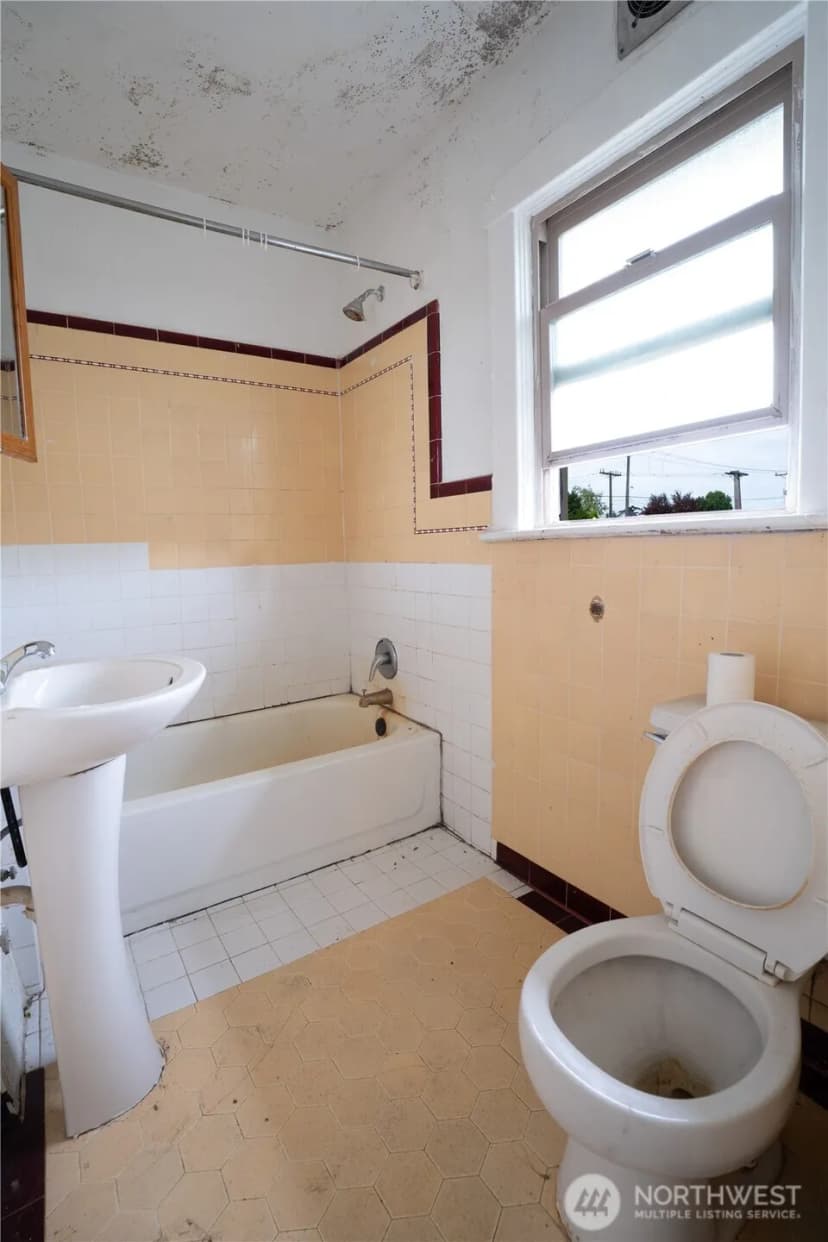 Property photo for 4210 S Holly Street, Seattle photo 18