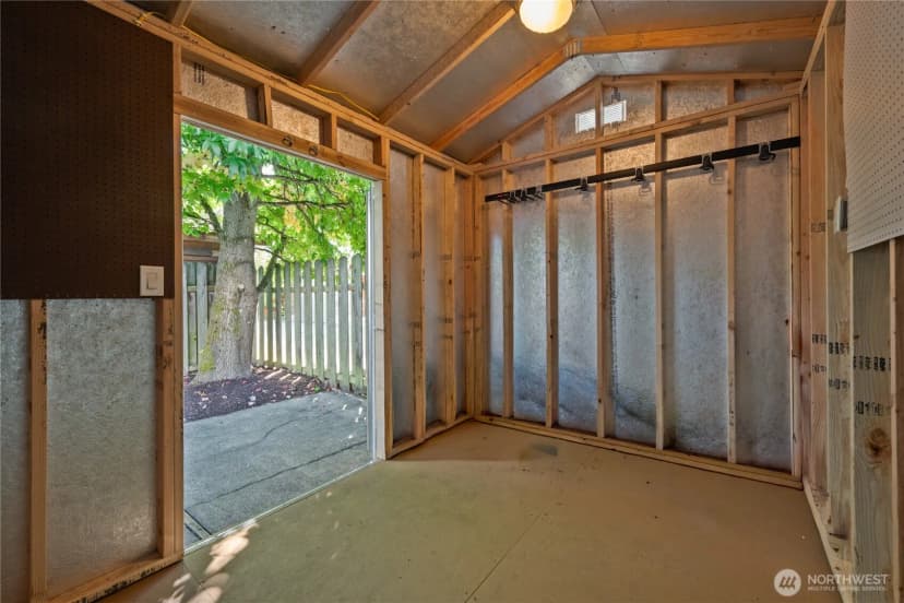 Property photo for 4512 6th Avenue Nw, Seattle photo 23