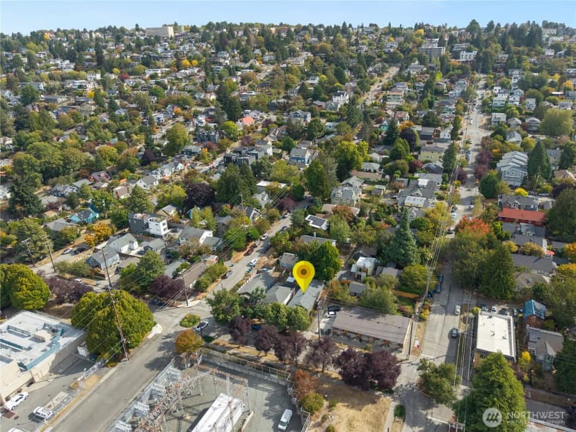 Property photo for 4512 6th Avenue Nw, Seattle photo 28