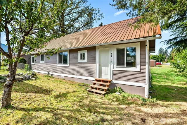 Property photo for 14318 368th Avenue Se, Sultan photo 2