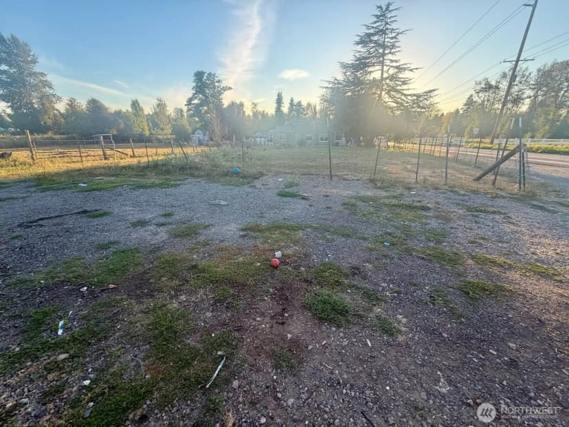 Property photo for 9302 Waller Road E, Tacoma photo 6