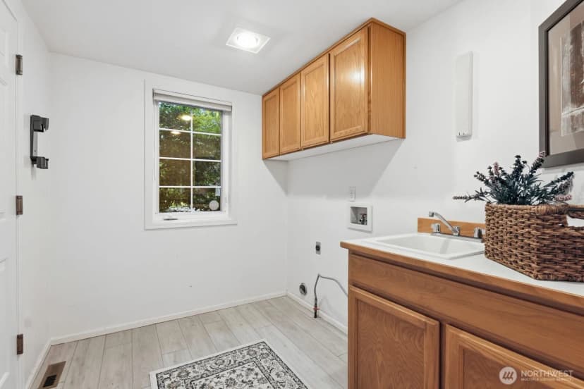 Property photo for 6105 128th Street Sw, Mukilteo photo 18