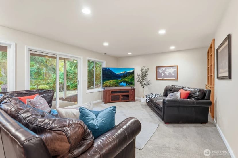 Property photo for 6105 128th Street Sw, Mukilteo photo 32