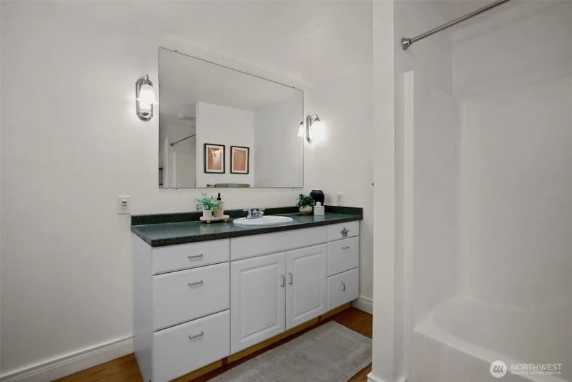 Property photo for 6339 21st Avenue Sw, Seattle photo 18