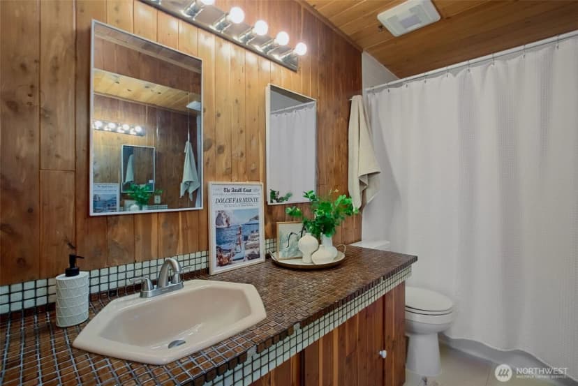 Property photo for 6339 21st Avenue Sw, Seattle photo 24