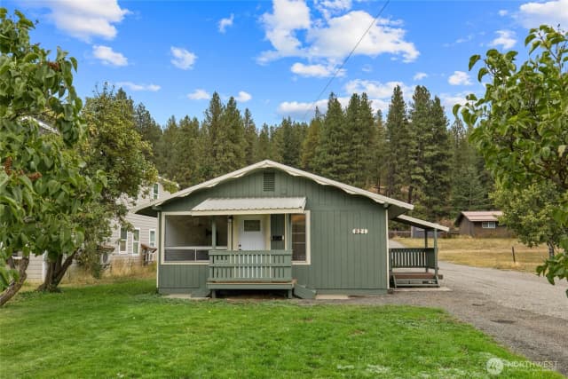 Property photo for 821 E Fourth Street, Cle Elum photo 2