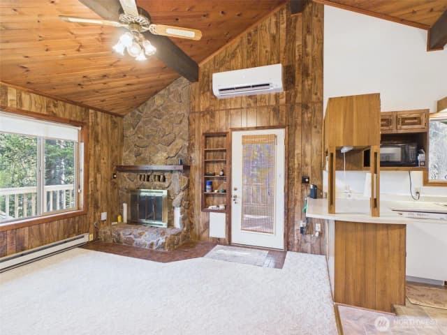 Property photo for 145 Barrett Creek Road, Republic photo 3