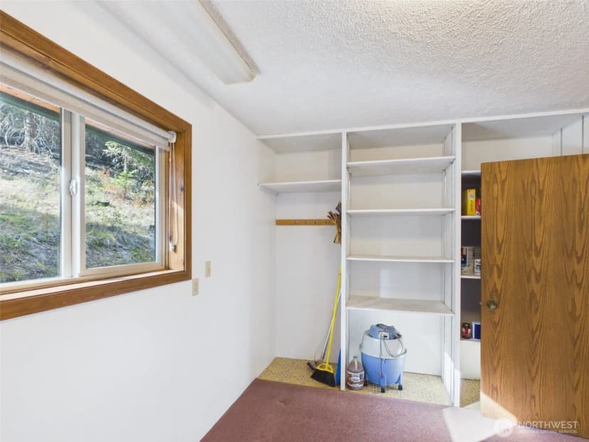 Property photo for 145 Barrett Creek Road, Republic photo 17