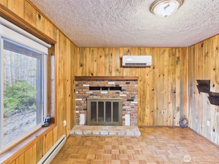 Property photo for 145 Barrett Creek Road, Republic photo 19