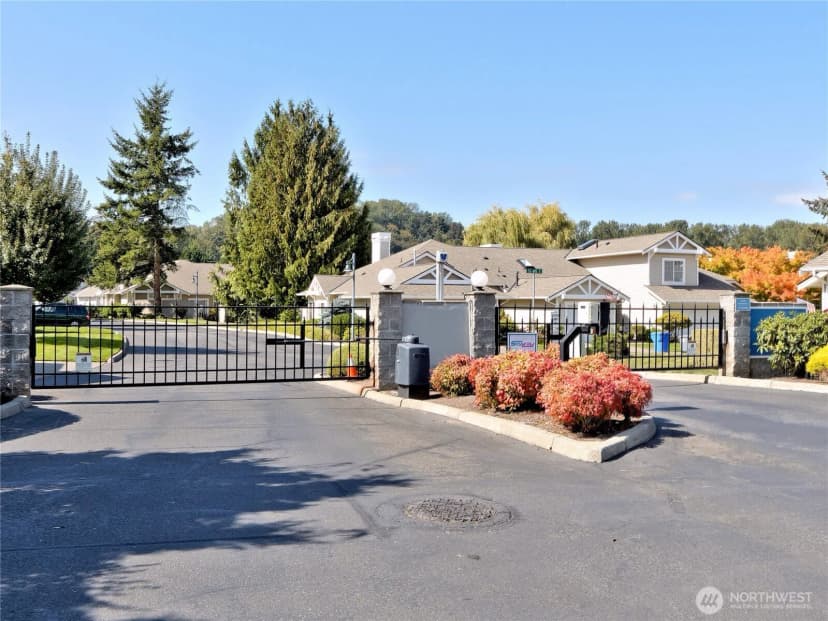 Property photo for 5225 S 234th Place #14-4, Kent photo 23