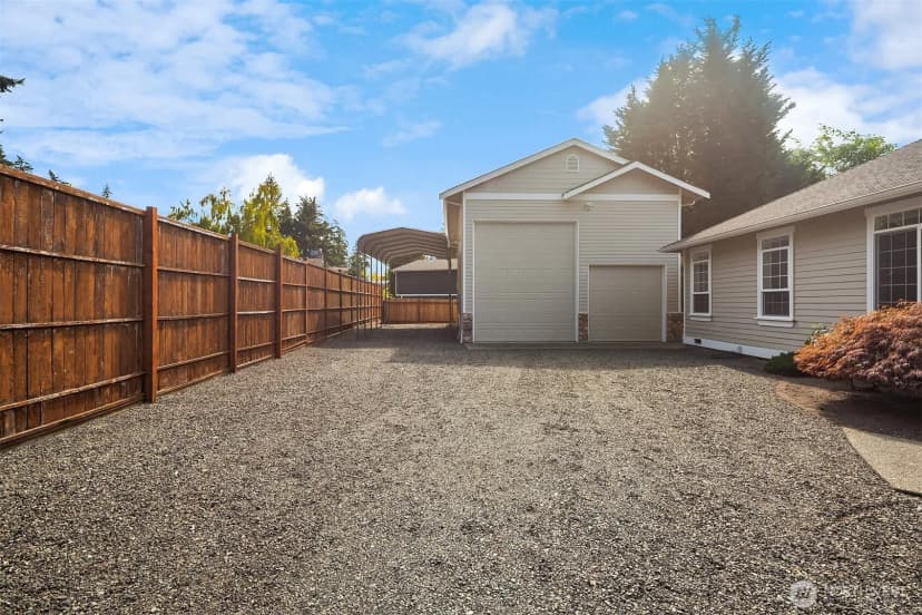 Property photo for 8310 214th Place Sw, Edmonds photo 3