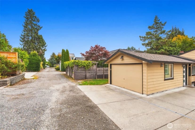 Property photo for 124 6th Avenue, Kirkland photo 37