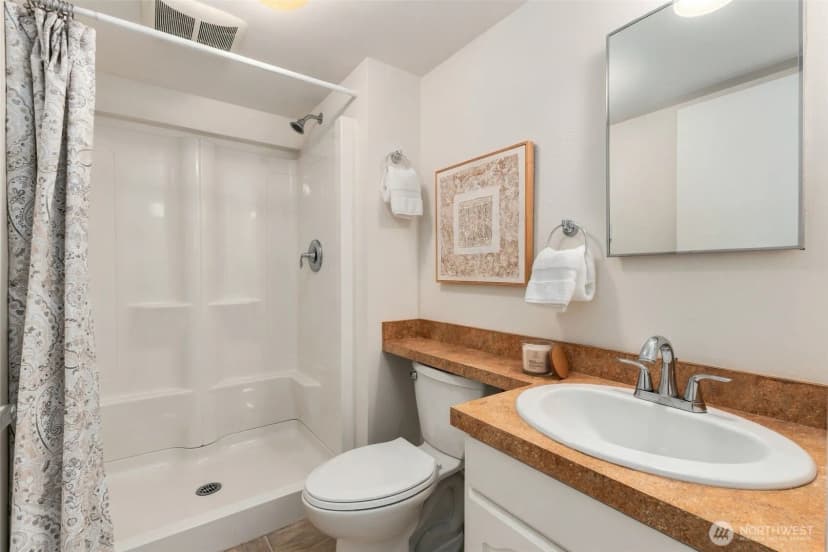 Property photo for 124 6th Avenue, Kirkland photo 31