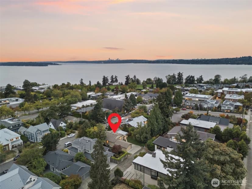 Property photo for 124 6th Avenue, Kirkland photo 4
