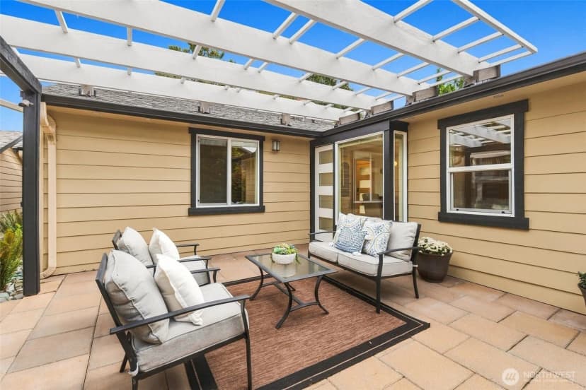Property photo for 124 6th Avenue, Kirkland photo 15