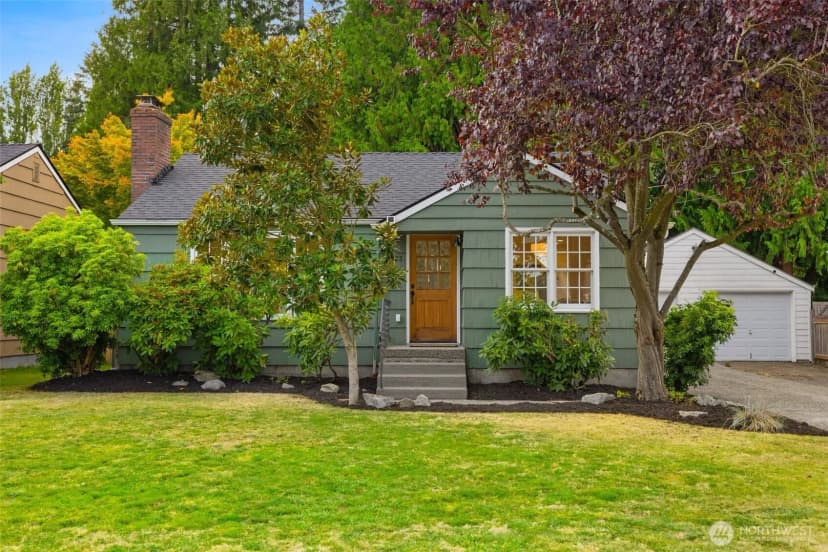 Property photo for 7723 33rd Ave Ne, Seattle photo 30