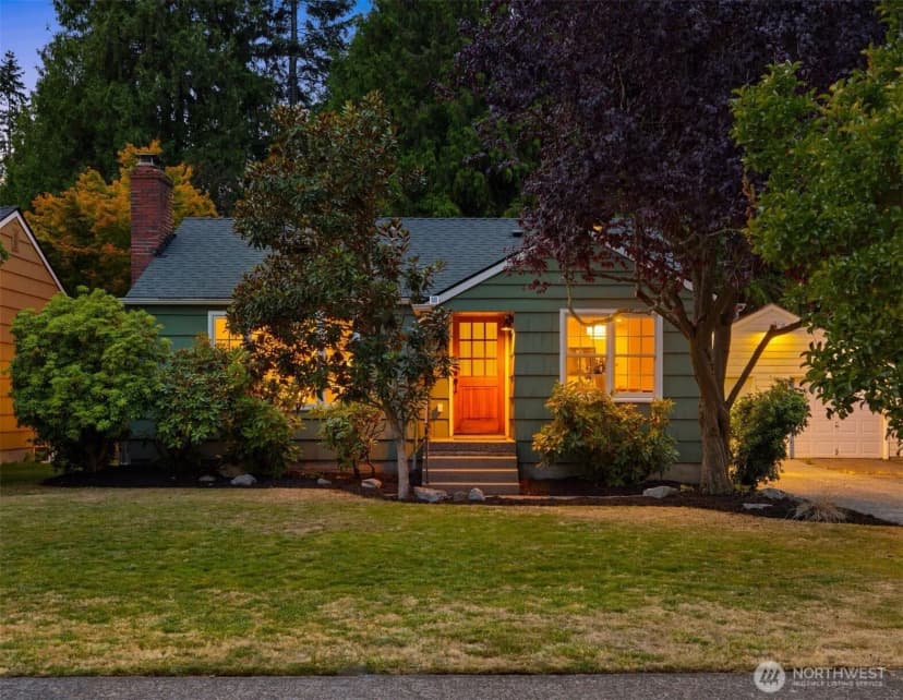 Property photo for 7723 33rd Ave Ne, Seattle photo 31