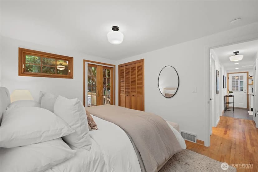 Property photo for 7723 33rd Ave Ne, Seattle photo 12