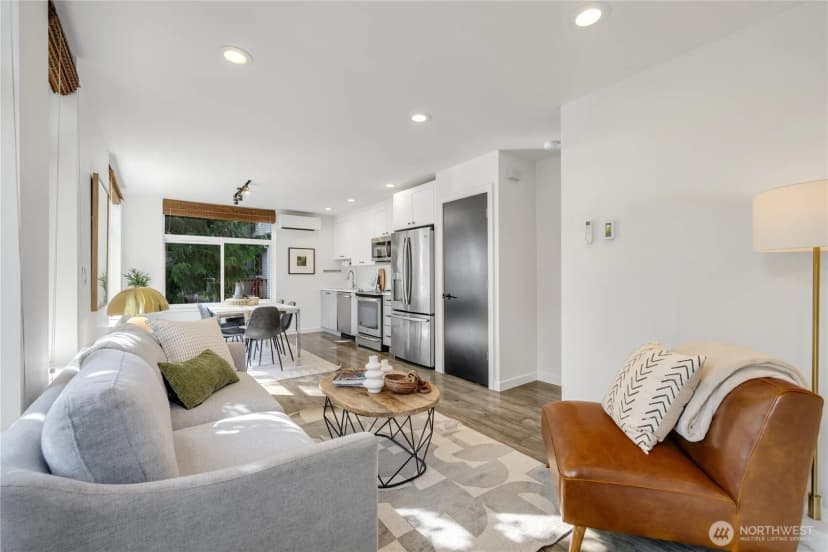 Property photo for 5057 37th Avenue S #b, Seattle photo 6