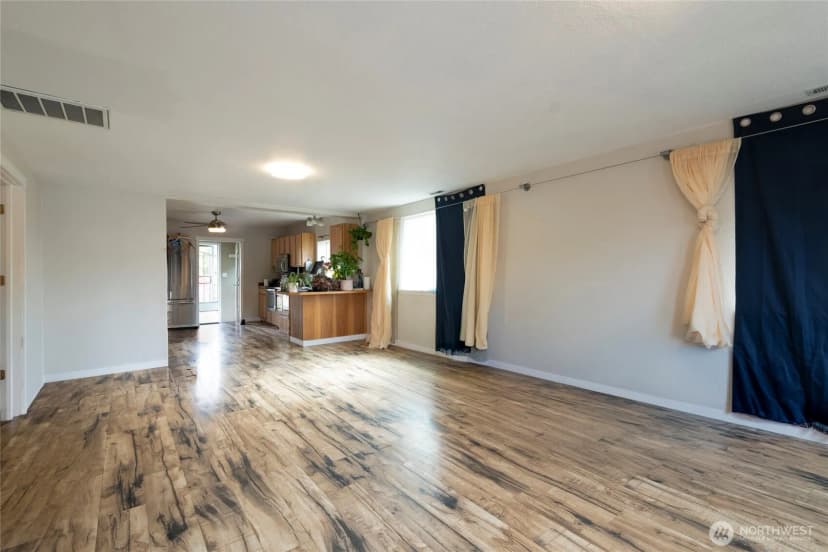 Property photo for 514 Richmond Avenue, Centralia photo 3