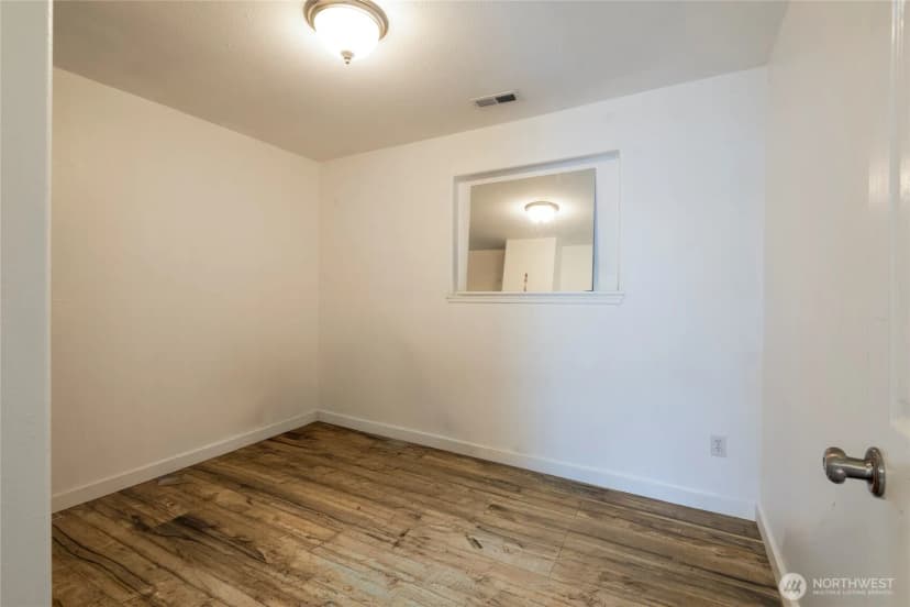 Property photo for 514 Richmond Avenue, Centralia photo 9