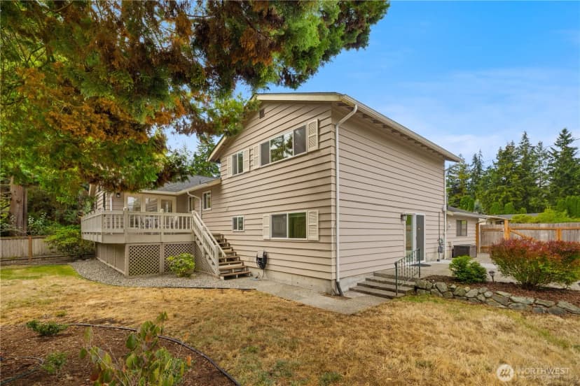 Property photo for 24211 88th Place W, Edmonds photo 27