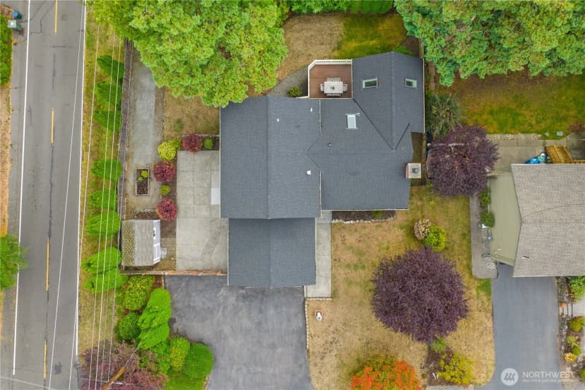 Property photo for 24211 88th Place W, Edmonds photo 36