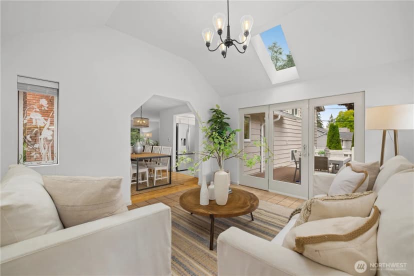 Property photo for 24211 88th Place W, Edmonds photo 10
