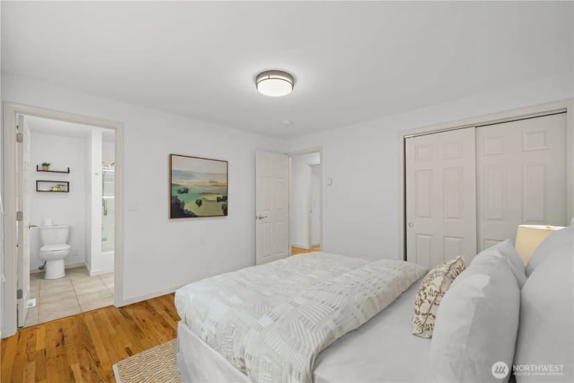 Property photo for 24211 88th Place W, Edmonds photo 15