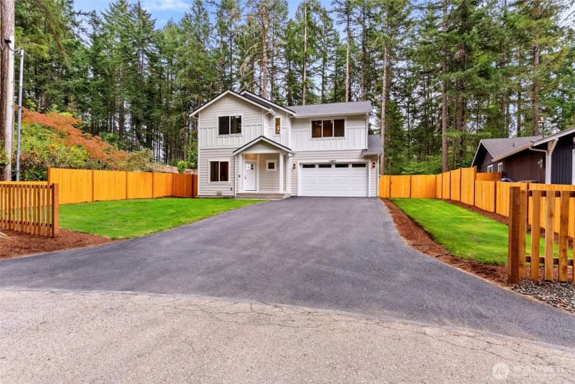 Property photo for 13807 Pinehurst Lane Nw, Gig Harbor