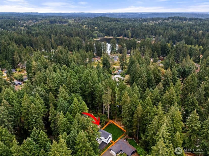 Property photo for 13807 Pinehurst Lane Nw, Gig Harbor photo 5