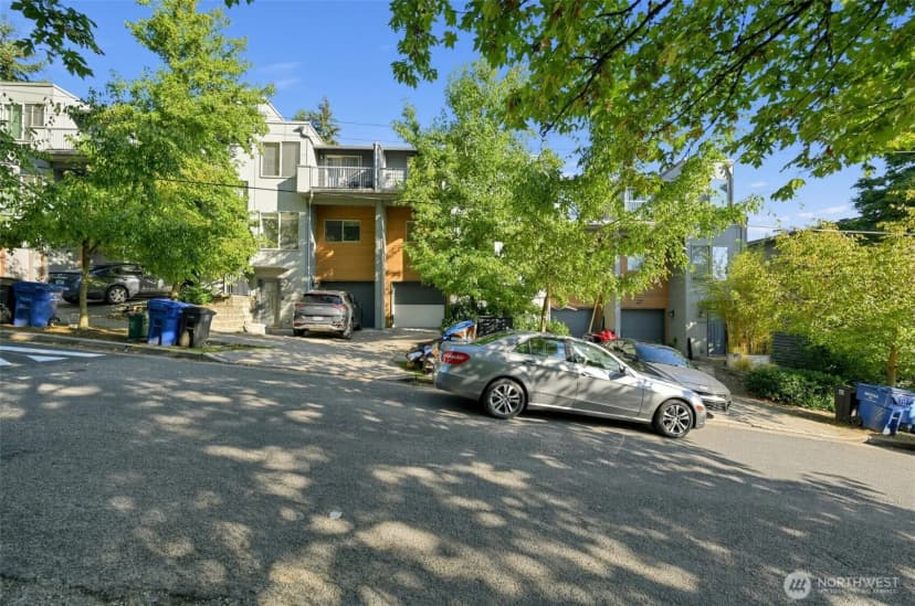 Property photo for 3014 Ne 140th Street #b, Seattle photo 31