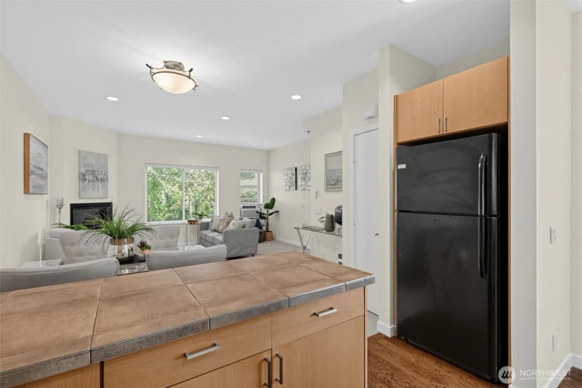 Property photo for 3014 Ne 140th Street #b, Seattle photo 17
