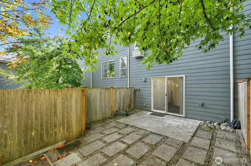 Property photo for 3014 Ne 140th Street #b, Seattle photo 28